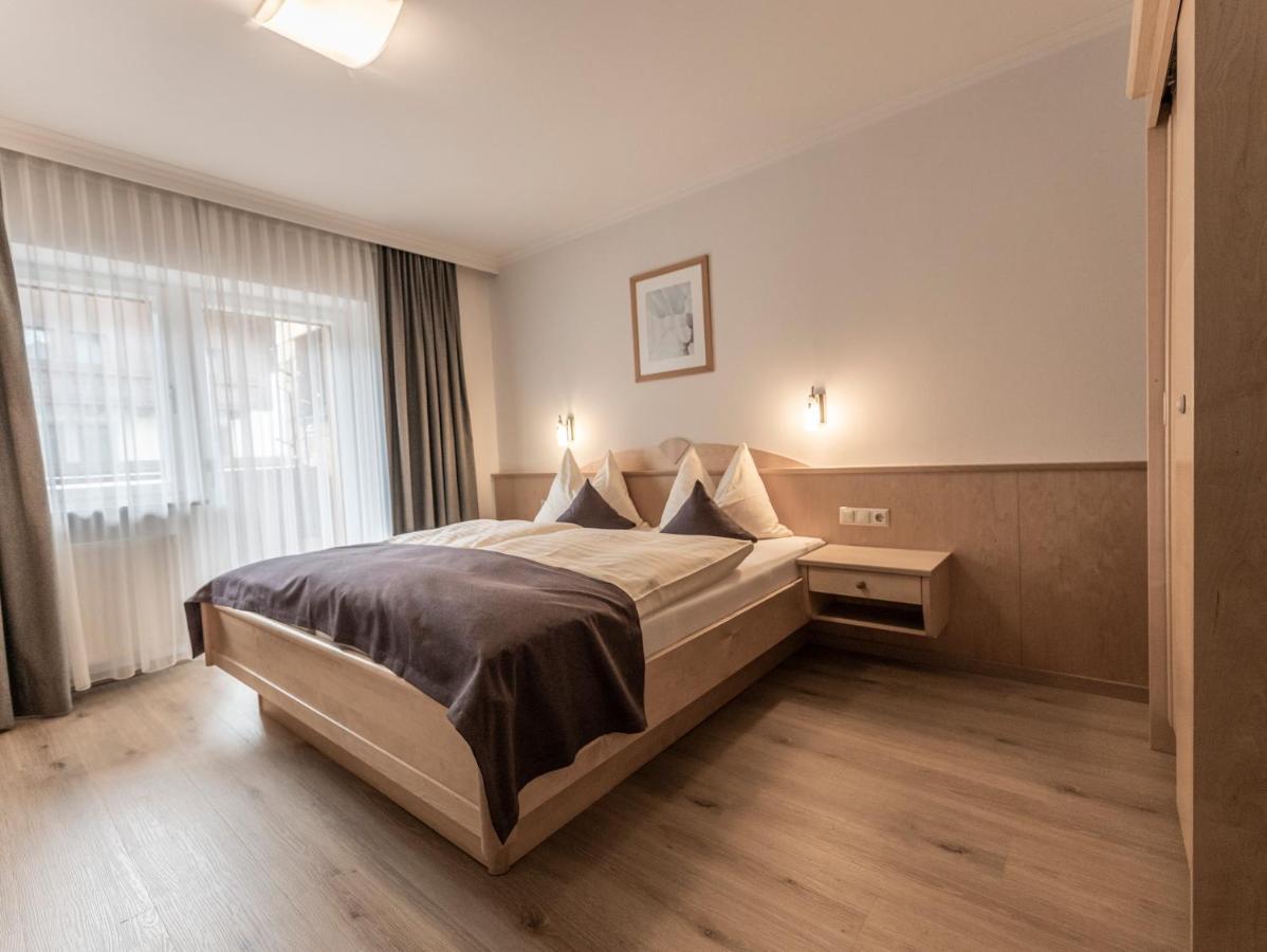 Frau Gans - Pure Mountain Apartments ザールバッハ・ヒンターグレム エクステリア 写真