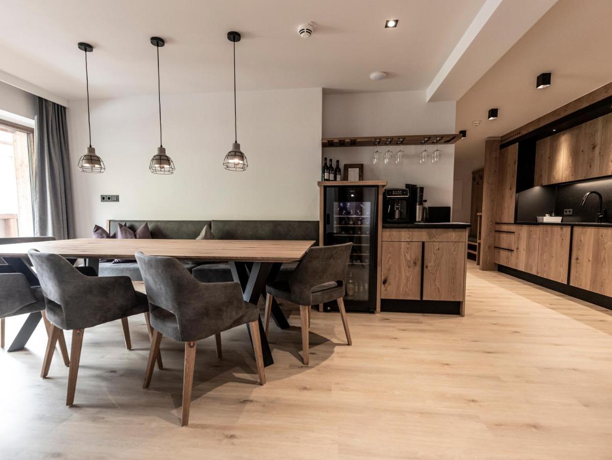 Frau Gans - Pure Mountain Apartments ザールバッハ・ヒンターグレム エクステリア 写真