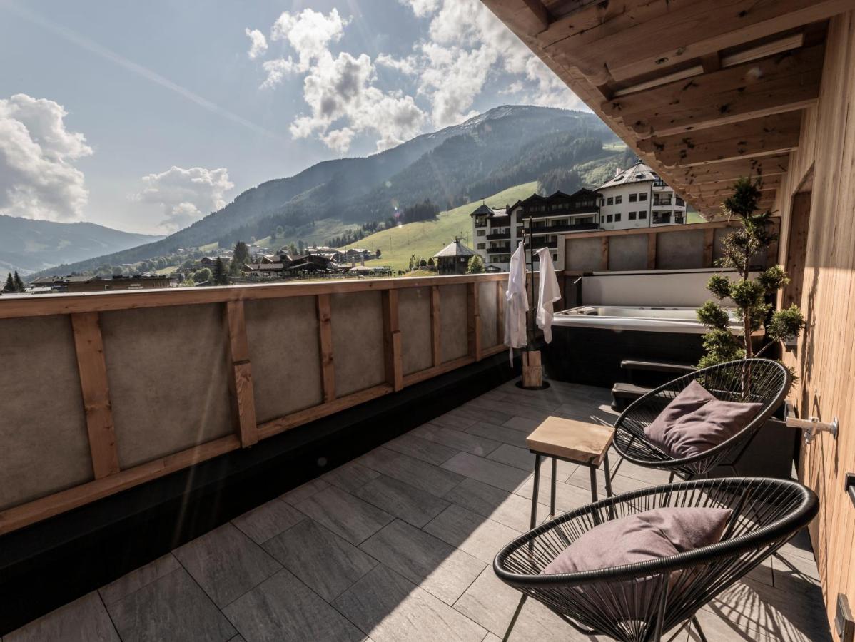 Frau Gans - Pure Mountain Apartments ザールバッハ・ヒンターグレム エクステリア 写真