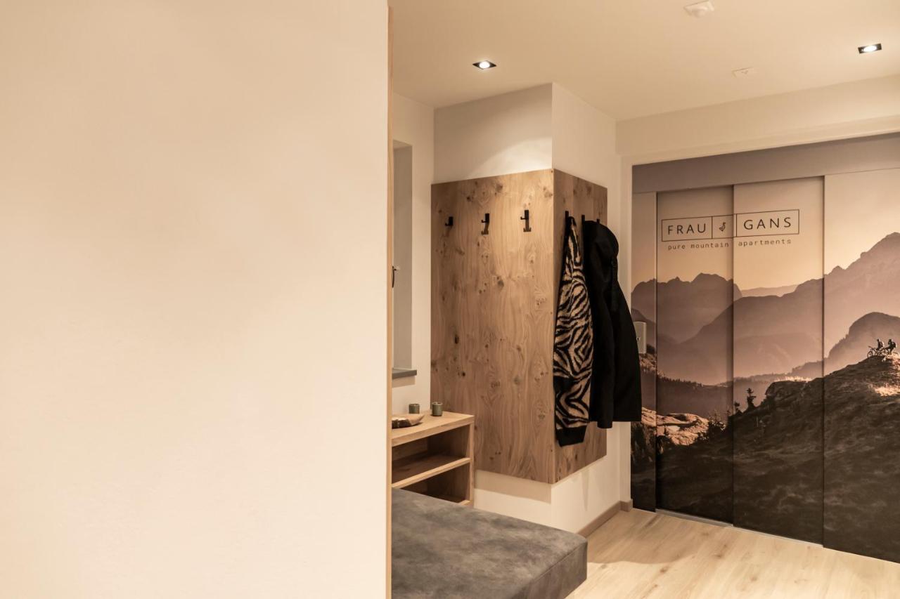 Frau Gans - Pure Mountain Apartments ザールバッハ・ヒンターグレム エクステリア 写真