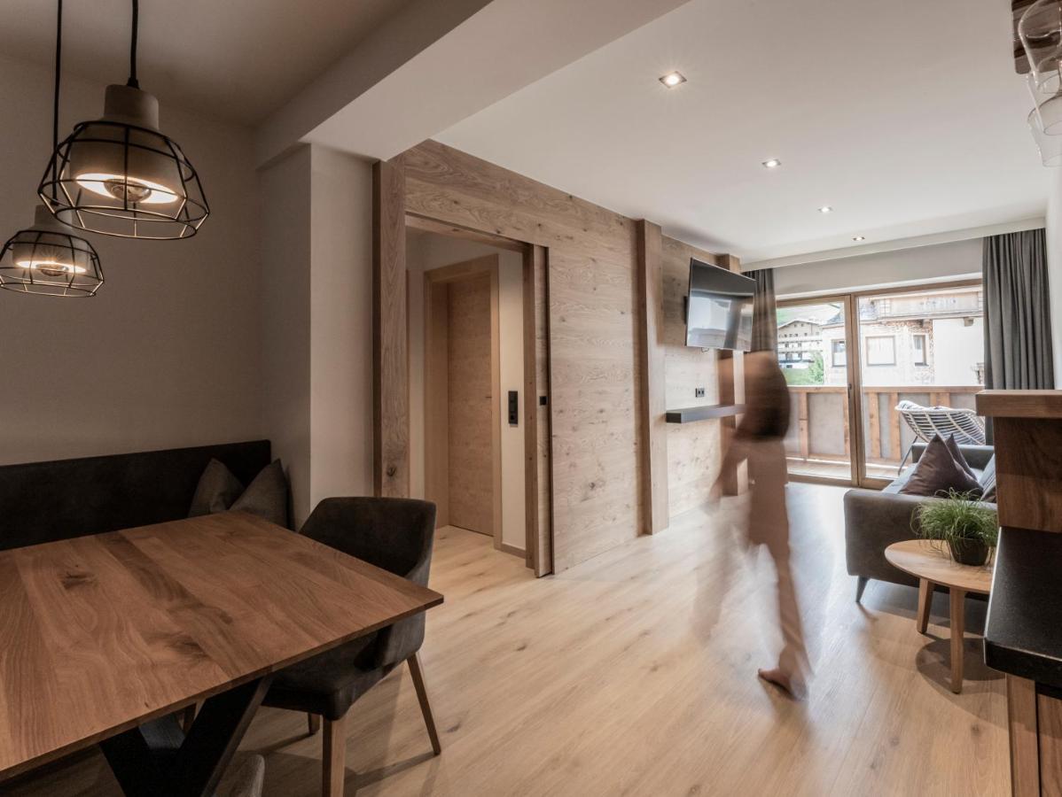 Frau Gans - Pure Mountain Apartments ザールバッハ・ヒンターグレム エクステリア 写真