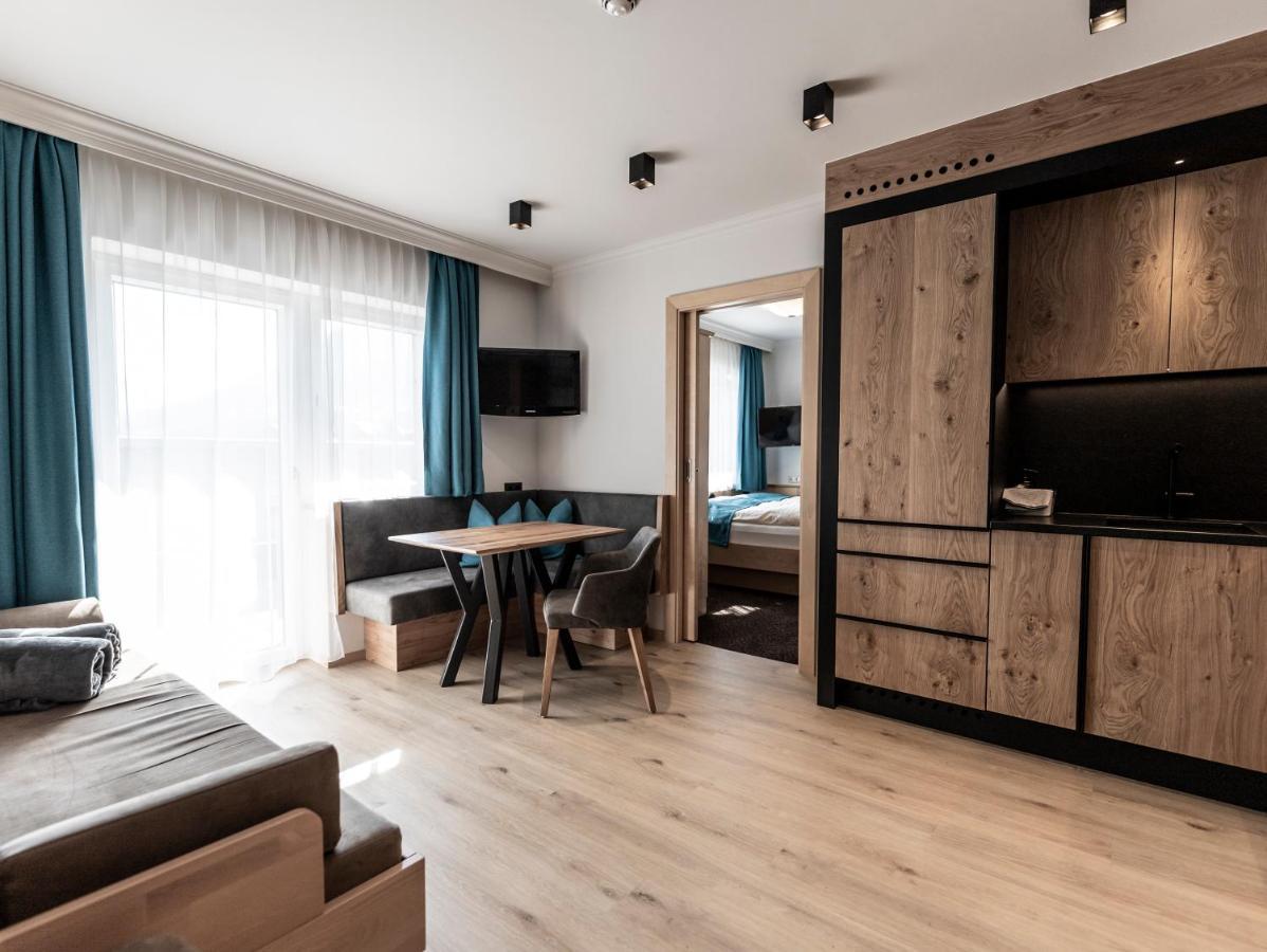 Frau Gans - Pure Mountain Apartments ザールバッハ・ヒンターグレム エクステリア 写真