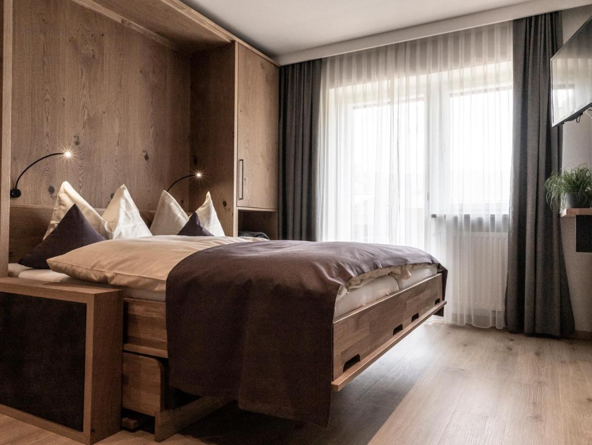Frau Gans - Pure Mountain Apartments ザールバッハ・ヒンターグレム エクステリア 写真